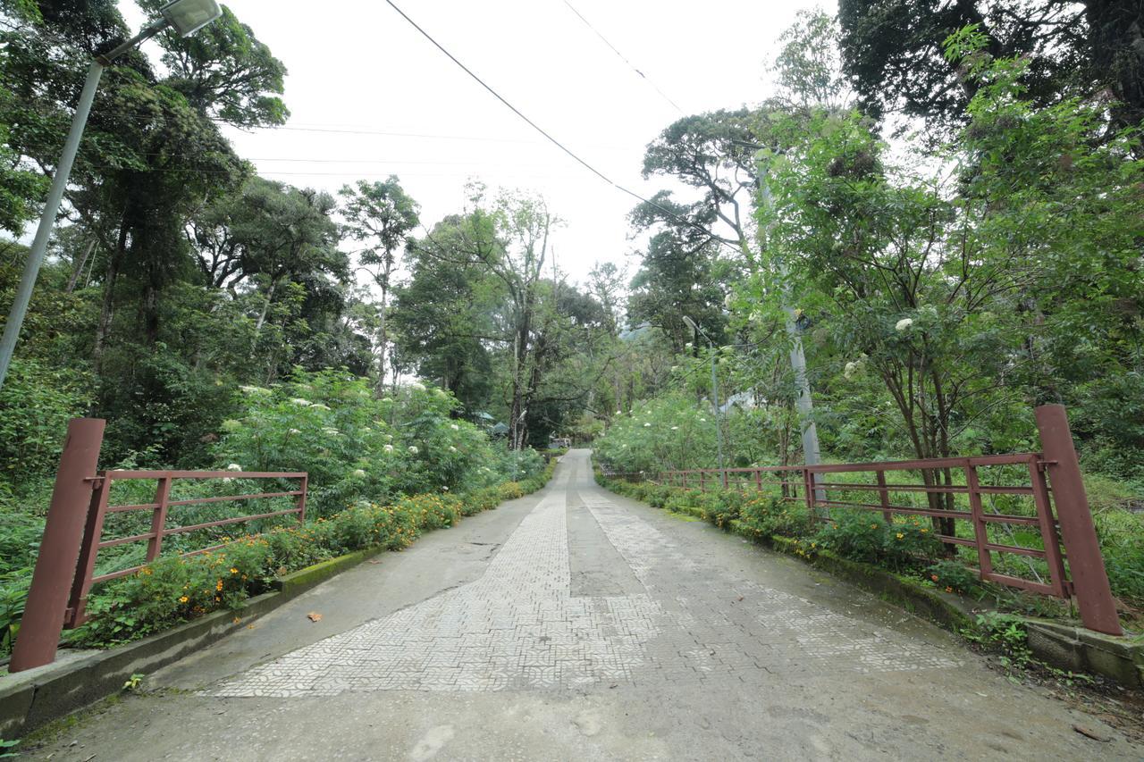 Deep Woods Resort Munnar Bagian luar foto