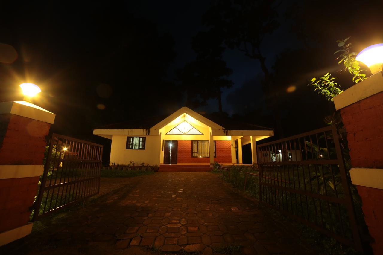 Deep Woods Resort Munnar Bagian luar foto