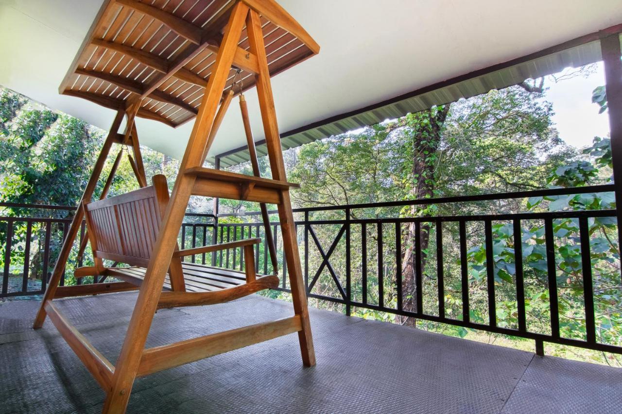 Deep Woods Resort Munnar Bagian luar foto